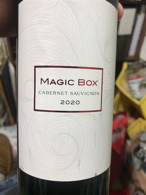 The Art of Decanting Magic Box Cabernet Sauvignon
